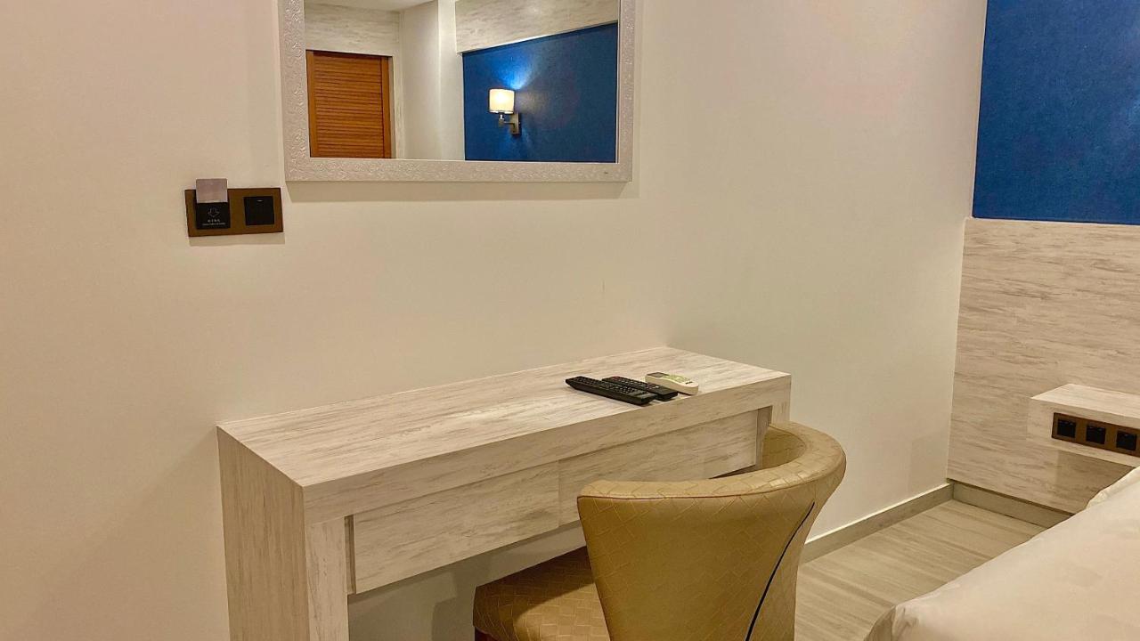 Kaani Palm Beach Maafushi Εξωτερικό φωτογραφία